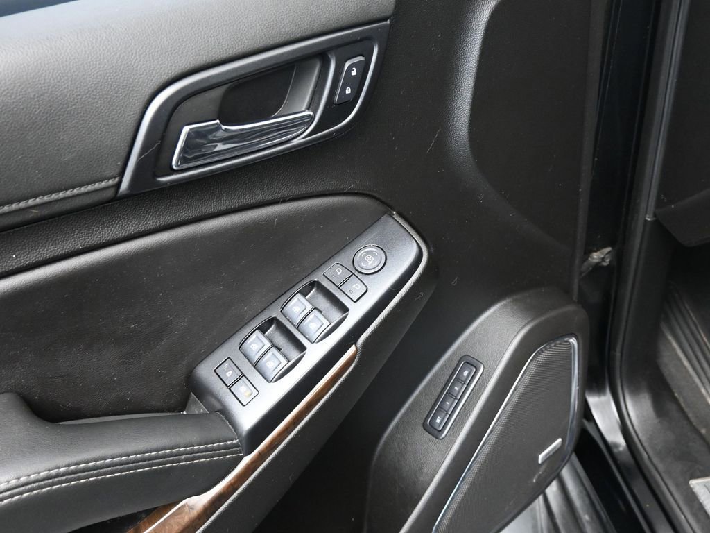 Used 2019 Chevrolet Tahoe LT image 28