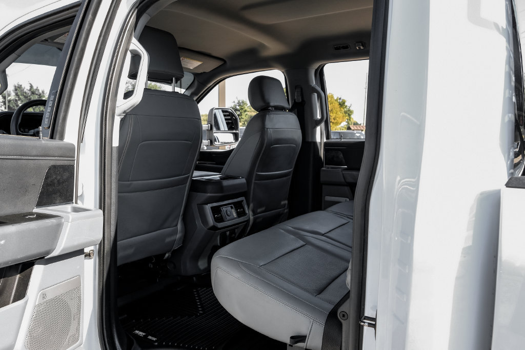 Used 2023 Ford F250 XLT w/ Black Appearance Package AWD/4WD image 37