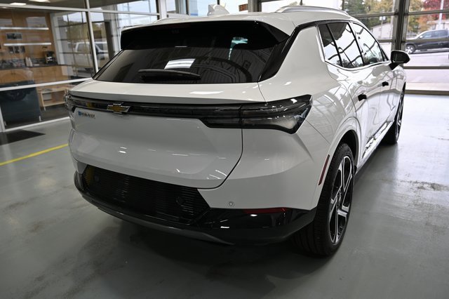 New 2026 Chevrolet Equinox EV LT w/ Convenience Package II image 5