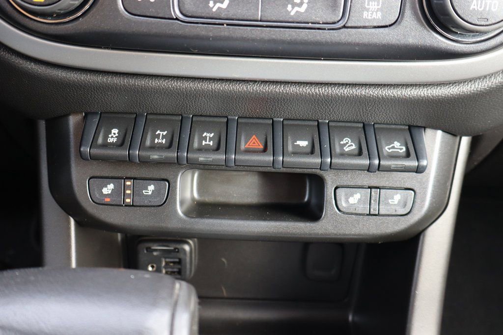 Used 2021 Chevrolet Colorado ZR2 image 12