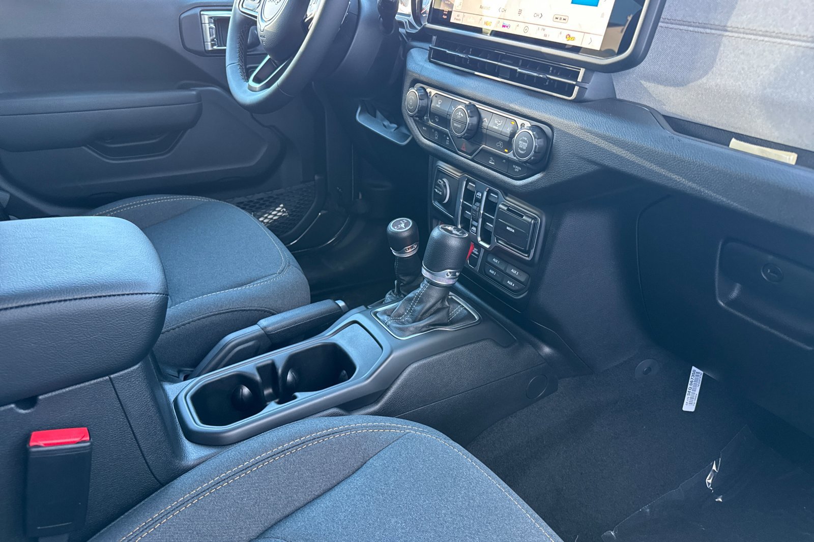 New 2026 Jeep Wrangler Unlimited Sport image 14