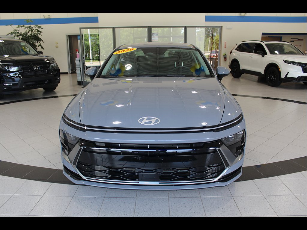 Used 2025 Hyundai Sonata SEL FWD video 2