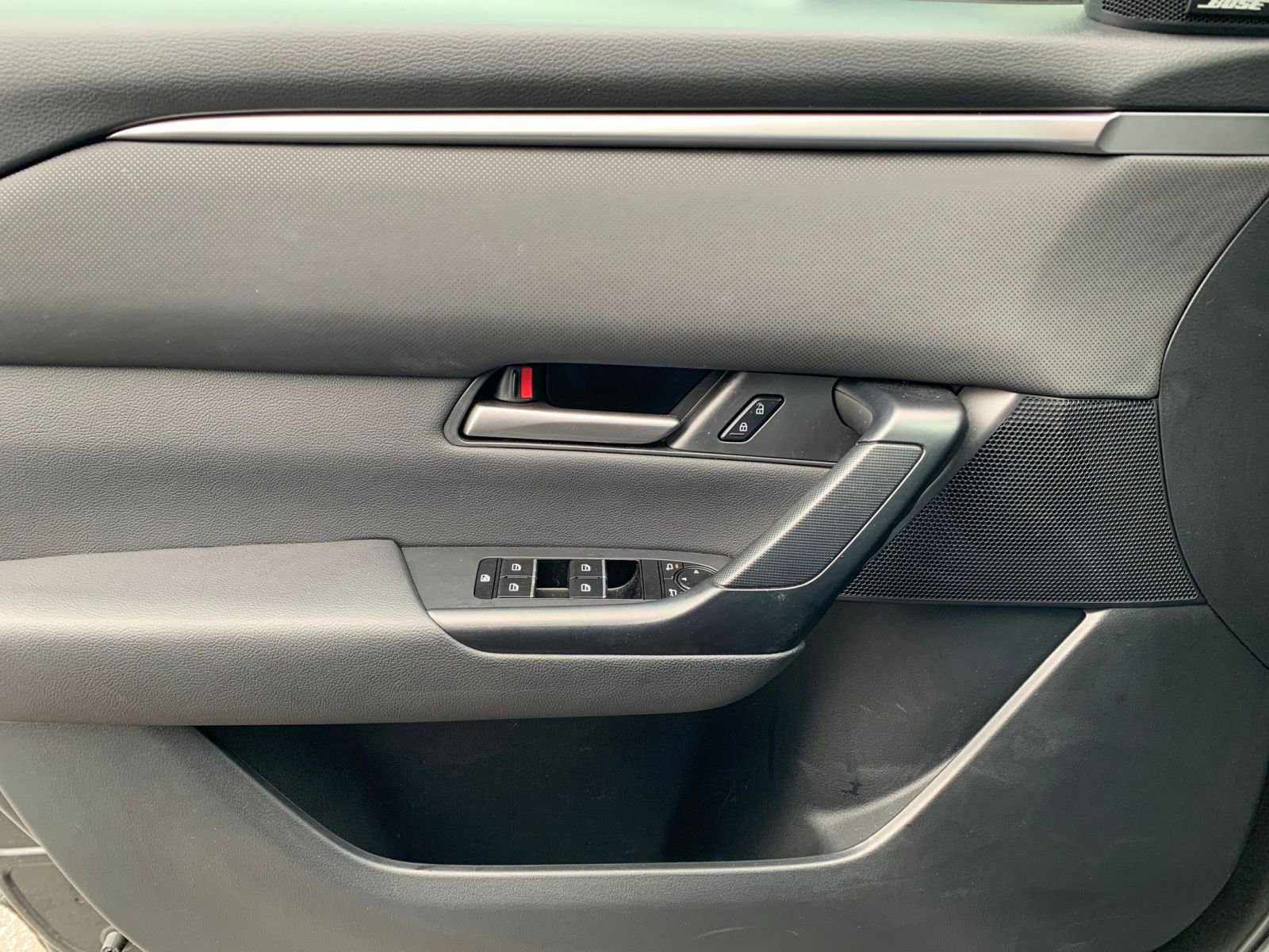 Used 2025 MAZDA CX-50 AWD 2.5 S w/ Premium Package image 18