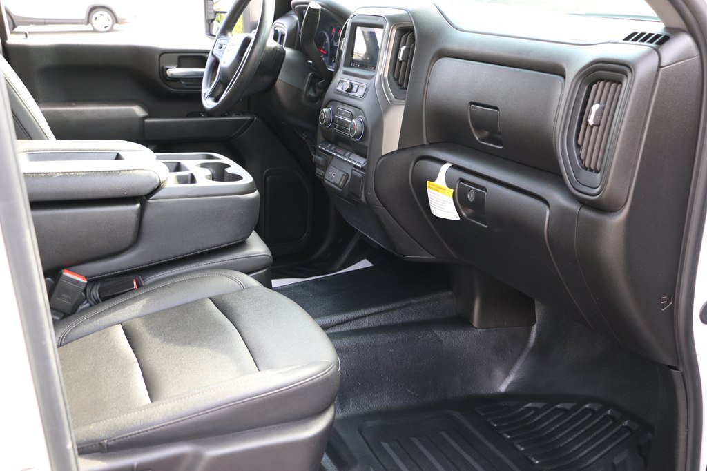 Used 2025 Chevrolet Silverado 3500 W/T w/ WT Convenience Package AWD/4WD image 31