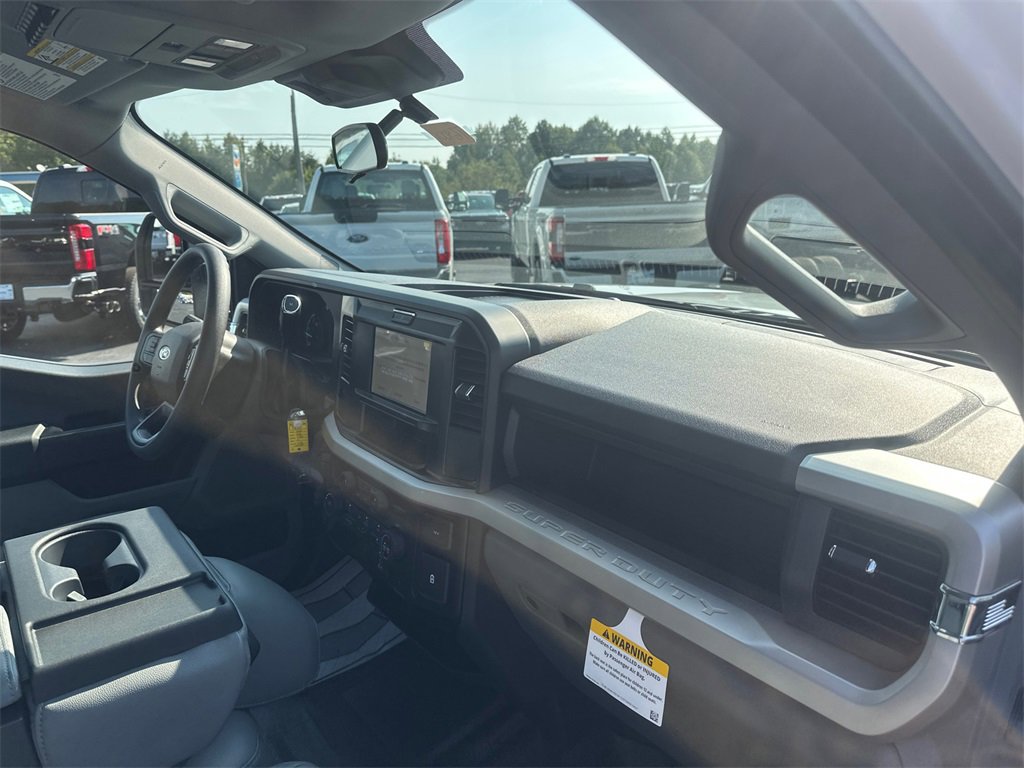New 2026 Ford F350 XL w/ XL Chrome Package image 12