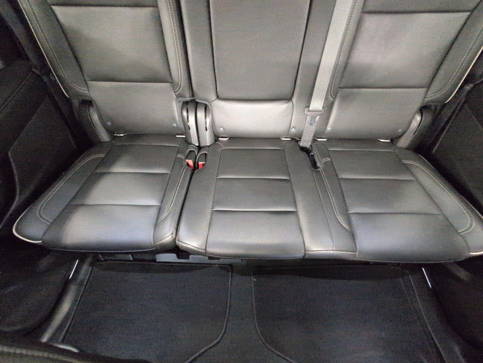 Used 2021 Chevrolet Tahoe Premier AWD/4WD image 24