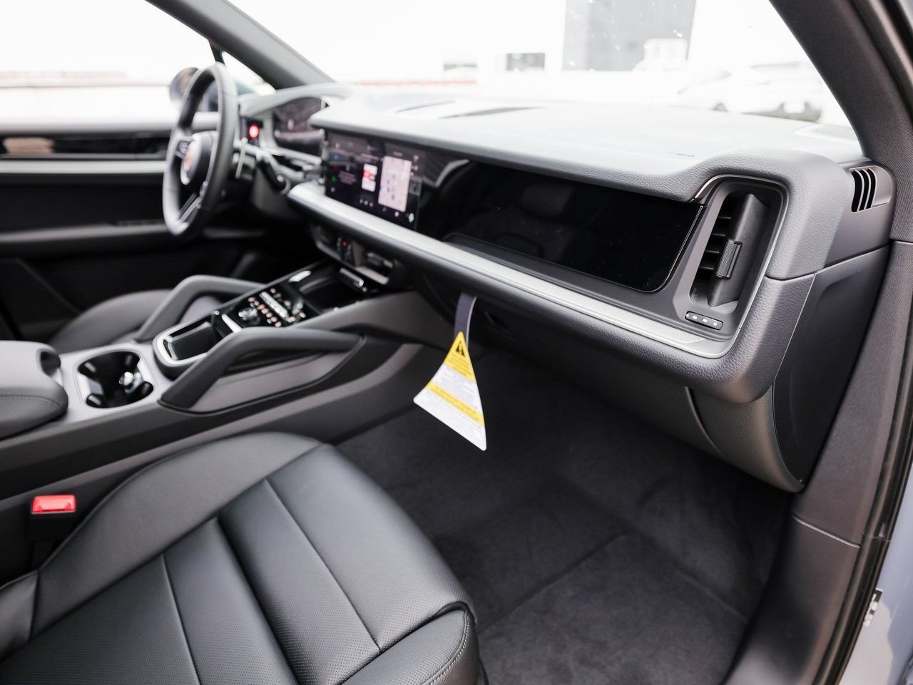 Certified 2026 Porsche Cayenne AWD/4WD image 27