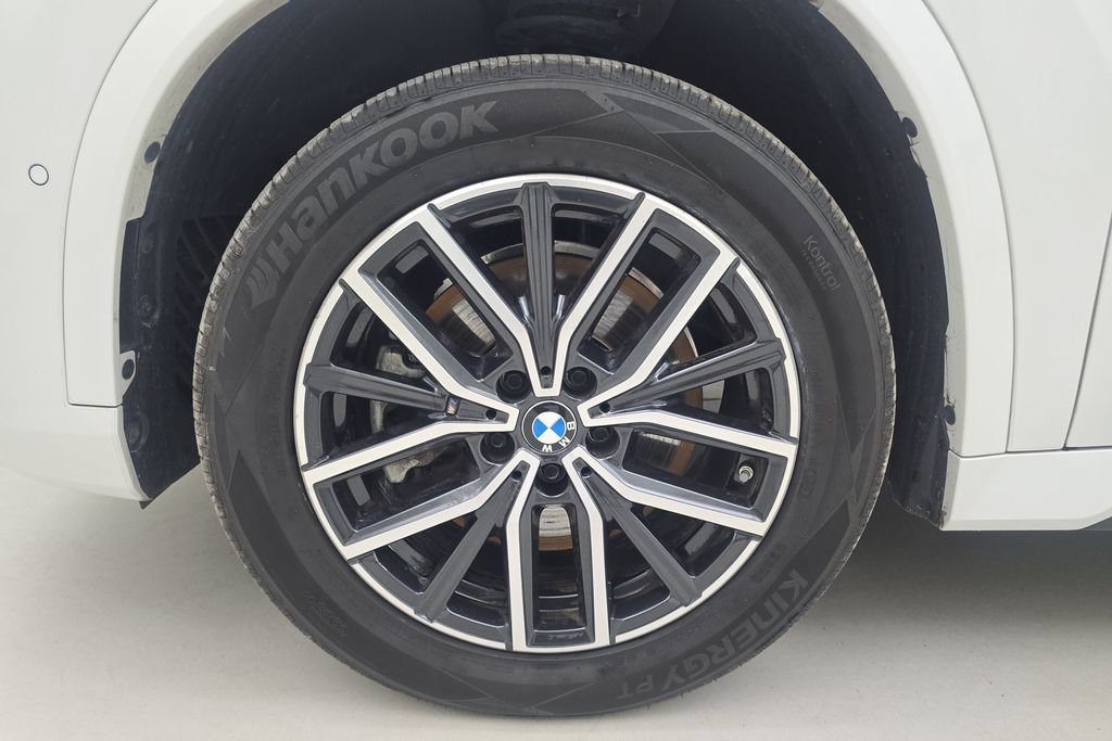Certified 2023 BMW X1 xDrive28i w/ Premium Package AWD/4WD image 11