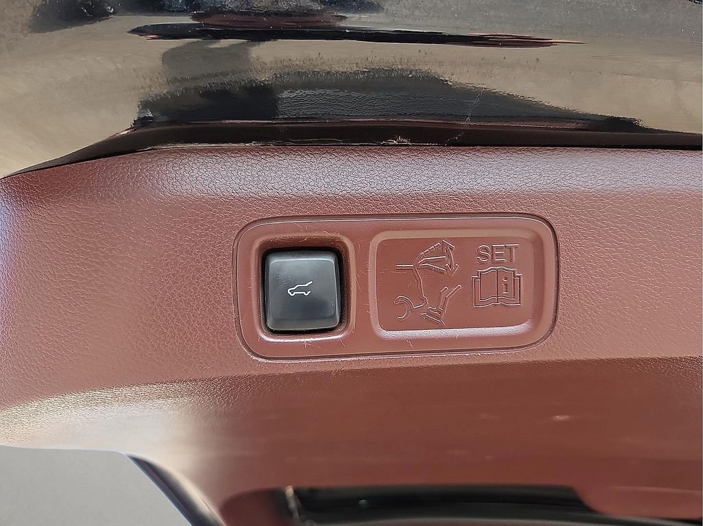 Used 2018 Lincoln Navigator Black Label w/ Cargo Package image 11