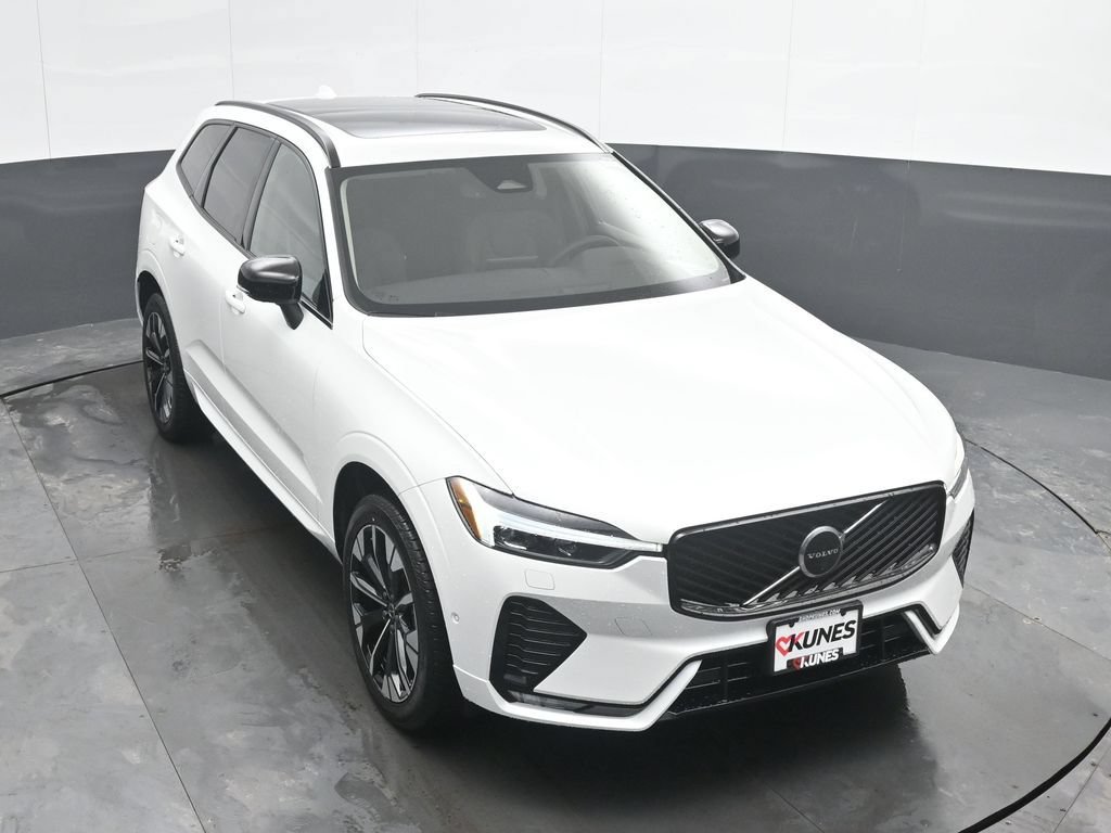 New 2026 Volvo XC60 B5 Plus w/ Climate Package AWD/4WD image 31