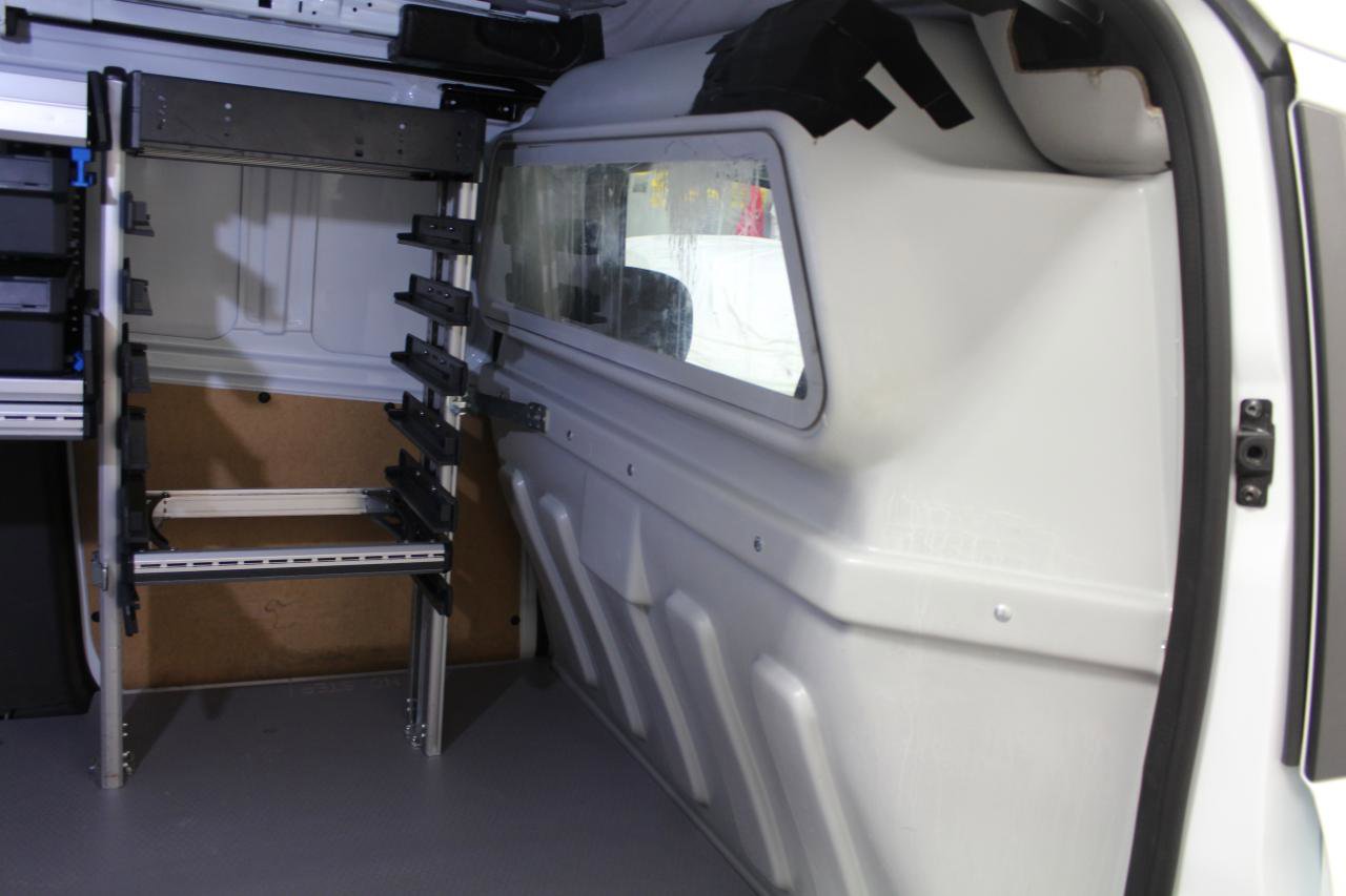 Used 2022 Ford Transit Connect XL image 22