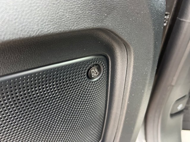 Certified 2020 Ford Escape Titanium image 9