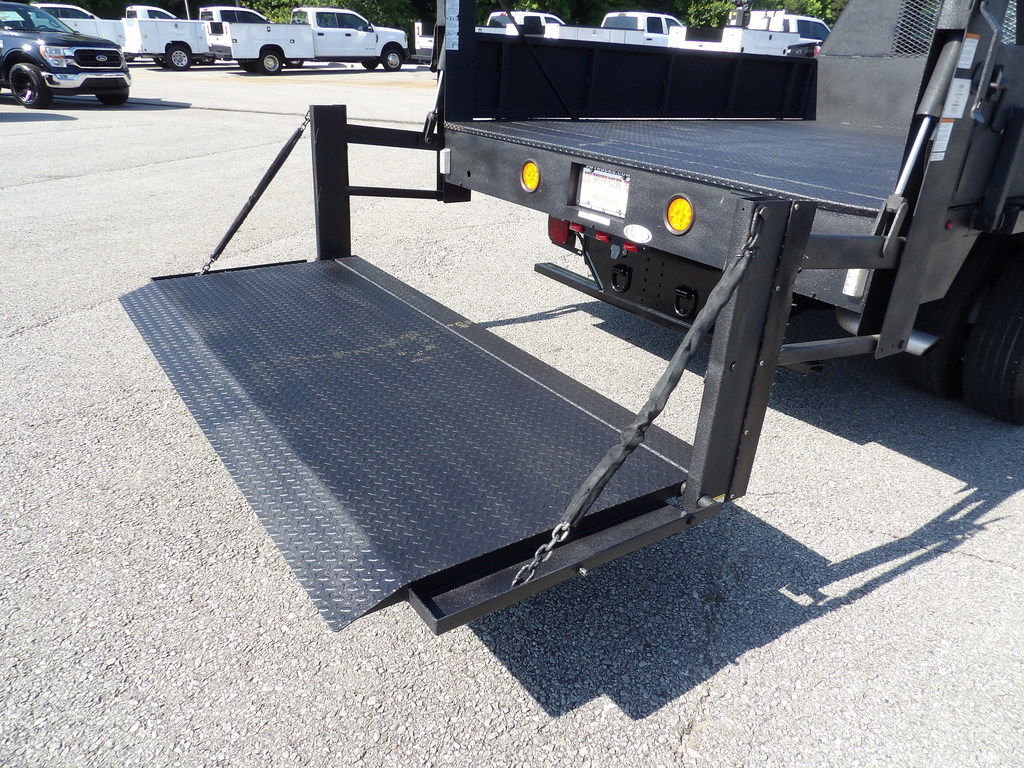Used 2017 Ford F350 XL w/ Power Equipment Group RWD image 50