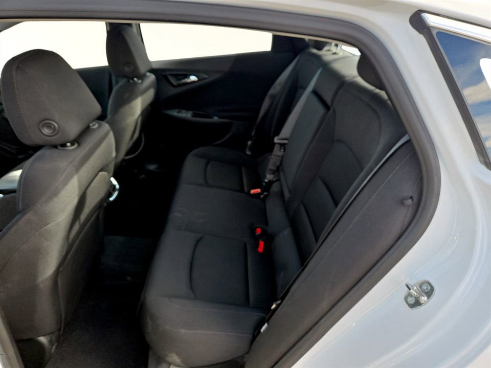 Used 2024 Chevrolet Malibu LT image 30