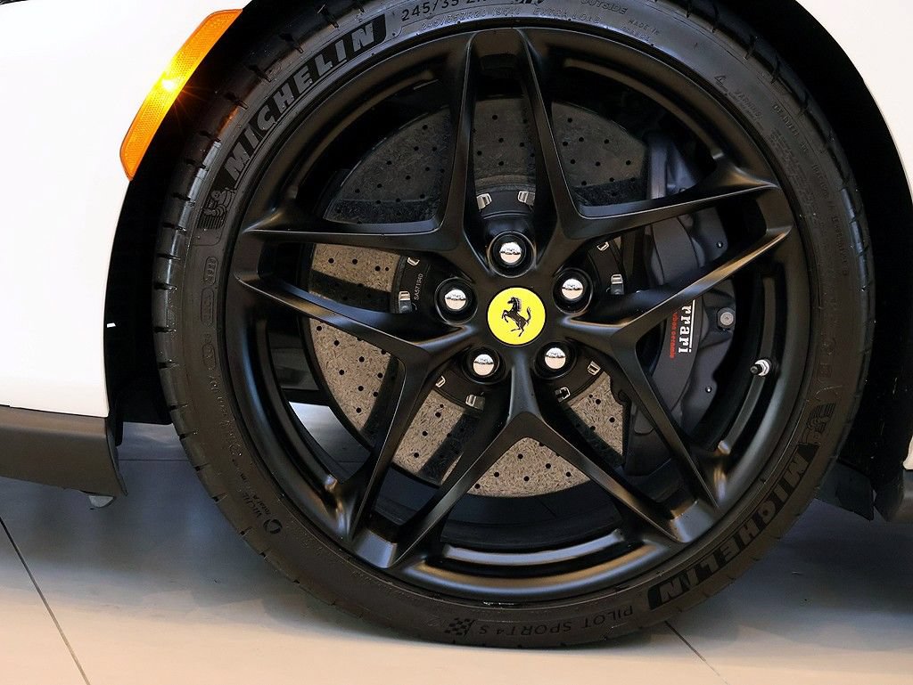 Used 2021 Ferrari Roma RWD image 89