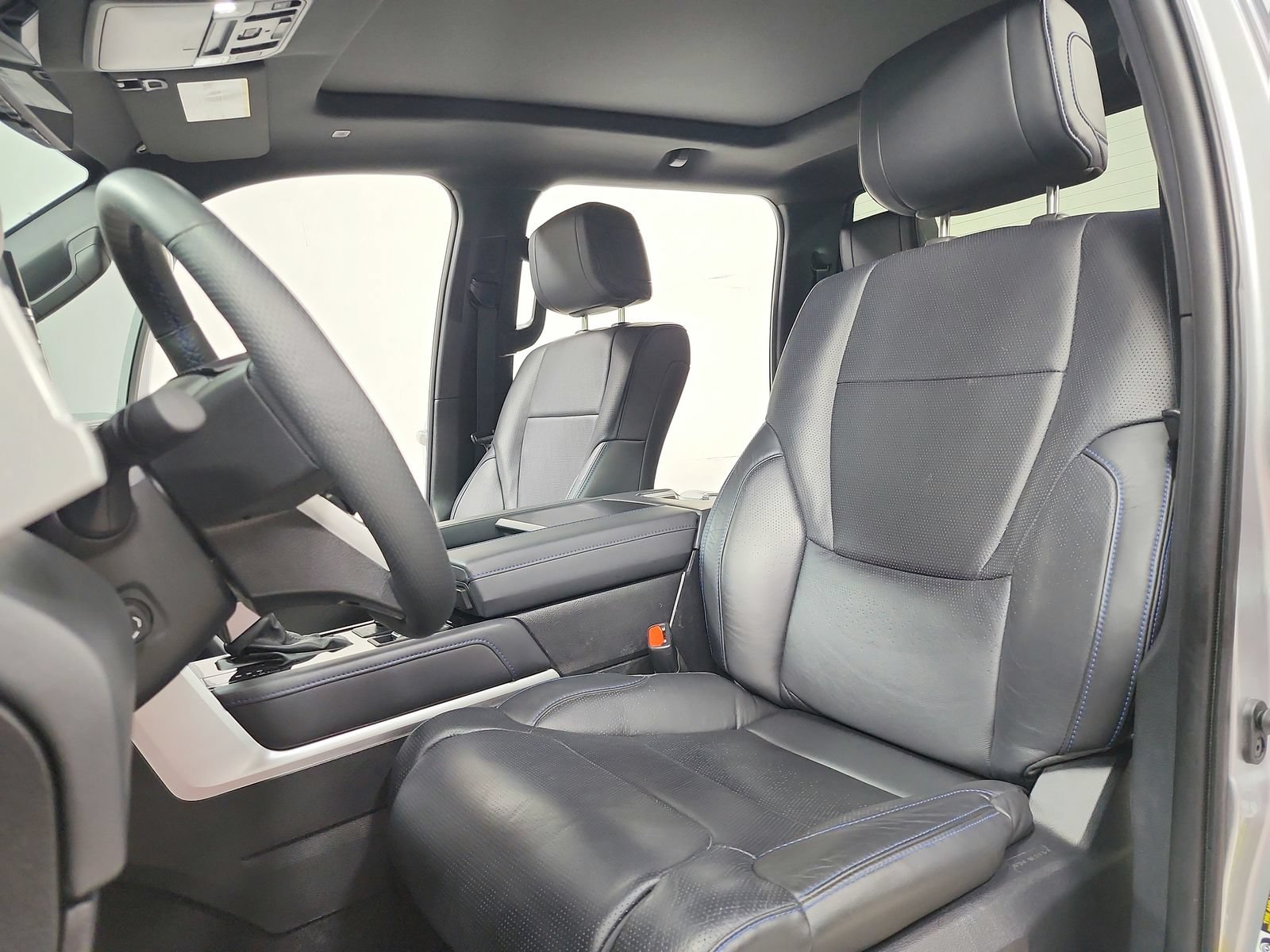 Used 2025 Toyota Tundra Platinum AWD/4WD image 19