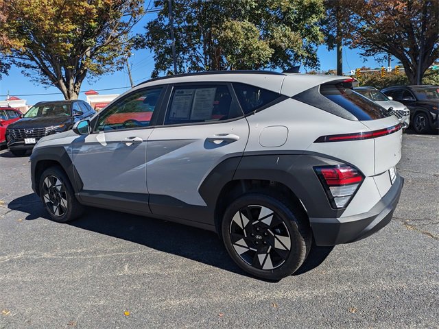 Used 2024 Hyundai Kona SEL image 6