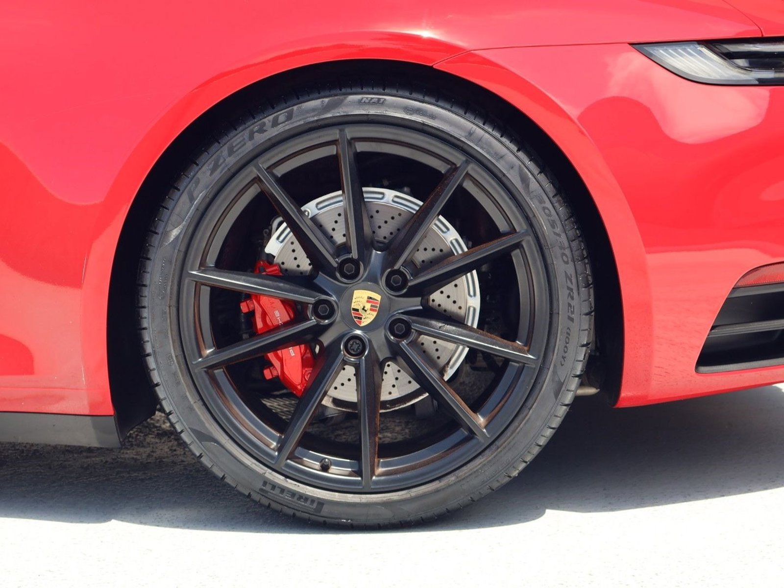 Certified 2024 Porsche 911 Carrera RWD image 27
