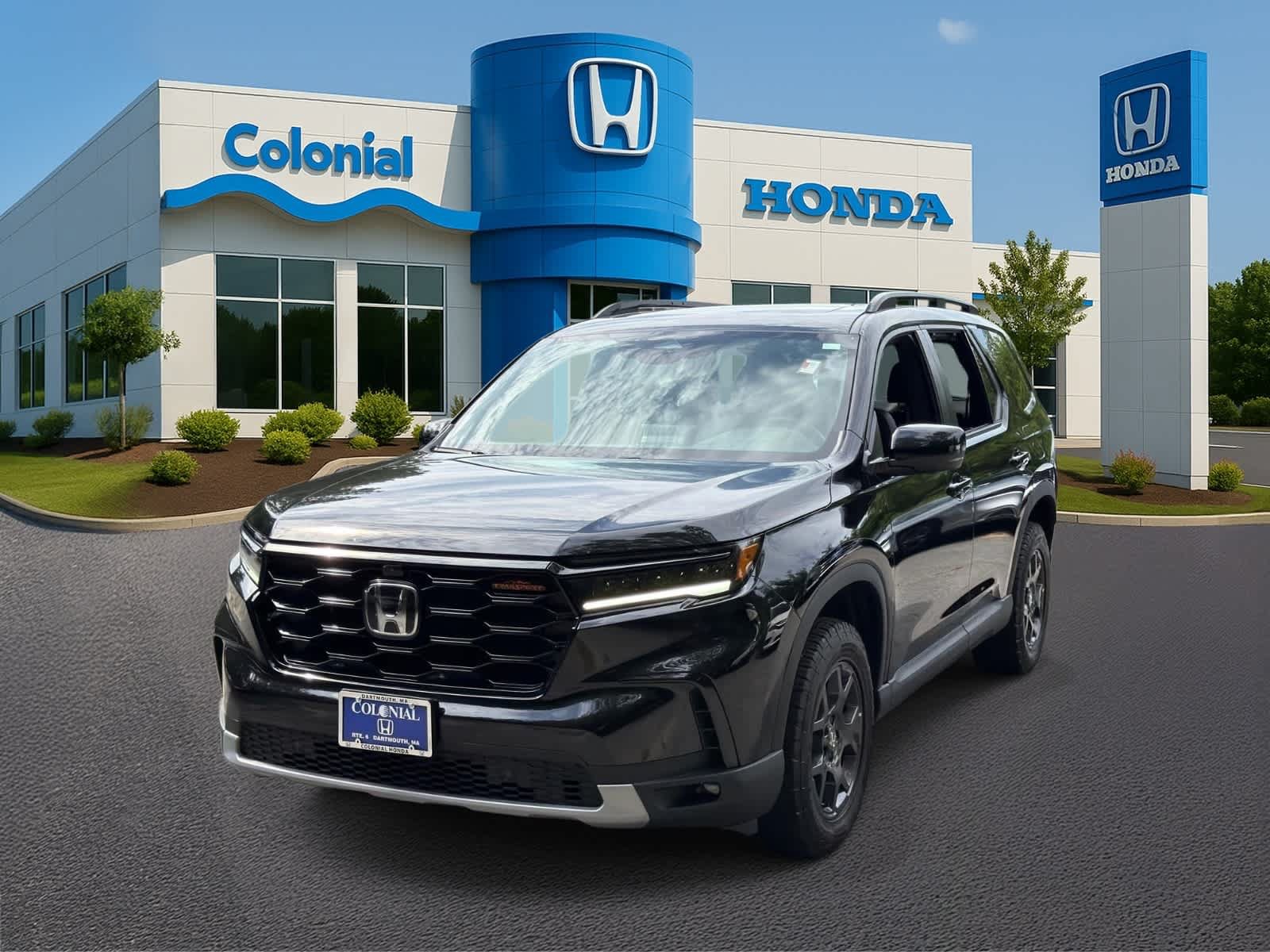 Used 2025 Honda Pilot TrailSport
