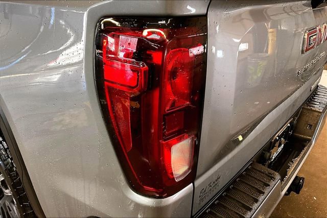 Used 2024 GMC Sierra 1500 Elevation image 23