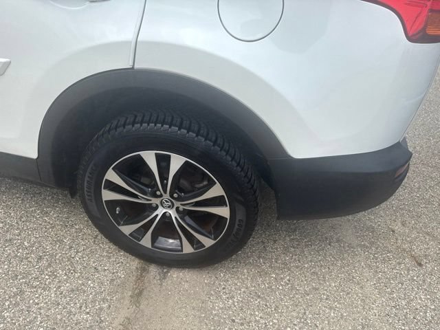 Used 2015 Toyota RAV4 Limited AWD/4WD image 7