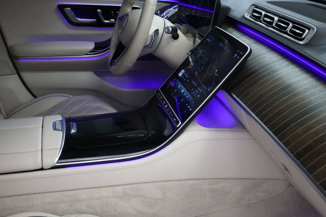 Used 2021 Mercedes-Benz S 580 4MATIC Sedan image 92