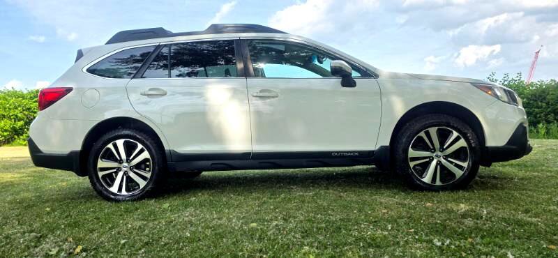 Used 2018 Subaru Outback 2.5i Limited image 28