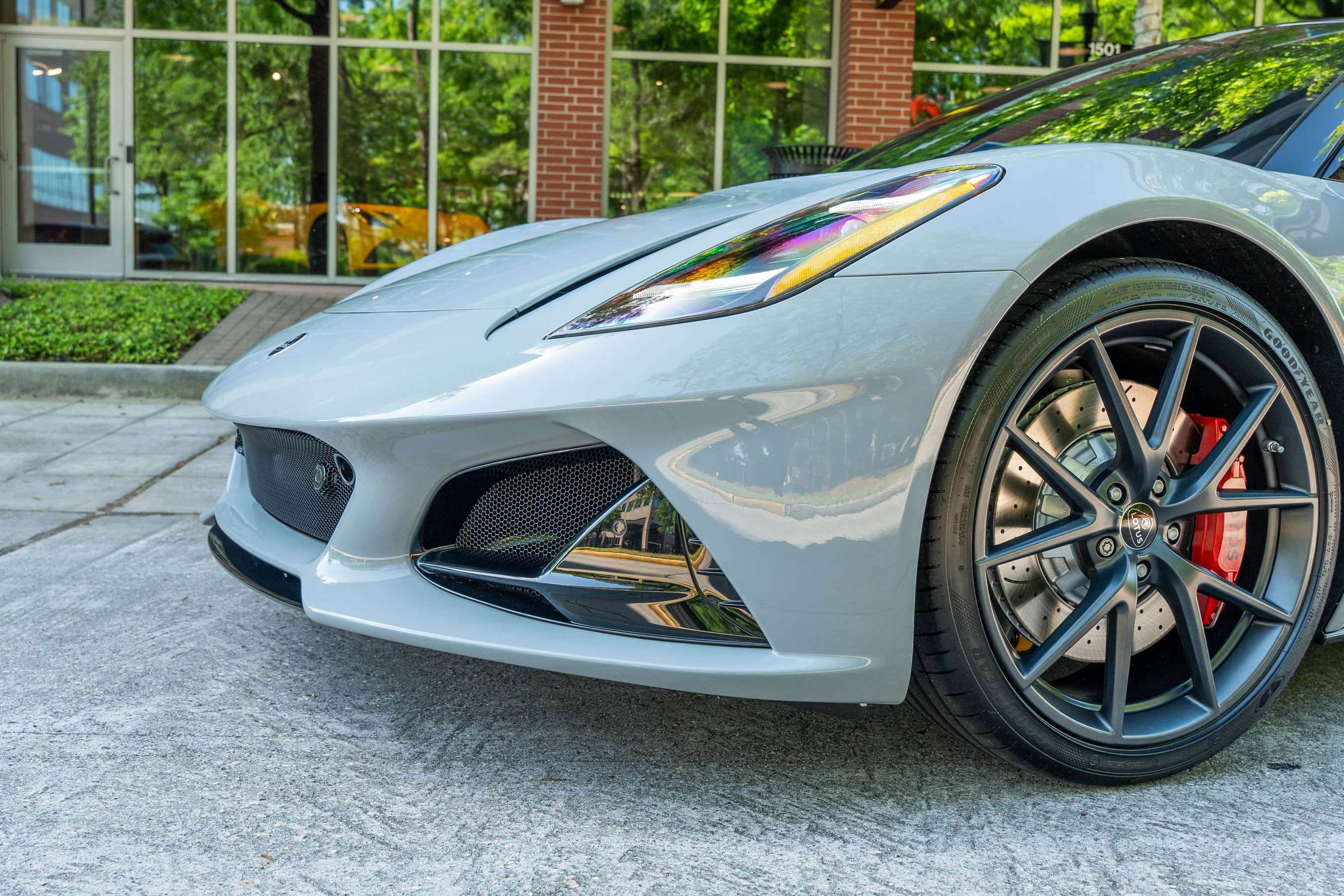 New 2025 Lotus Emira RWD image 9