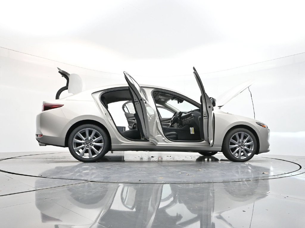 Used 2026 MAZDA MAZDA3 2.5 S Sedan w/ Preferred Pkg FWD image 32