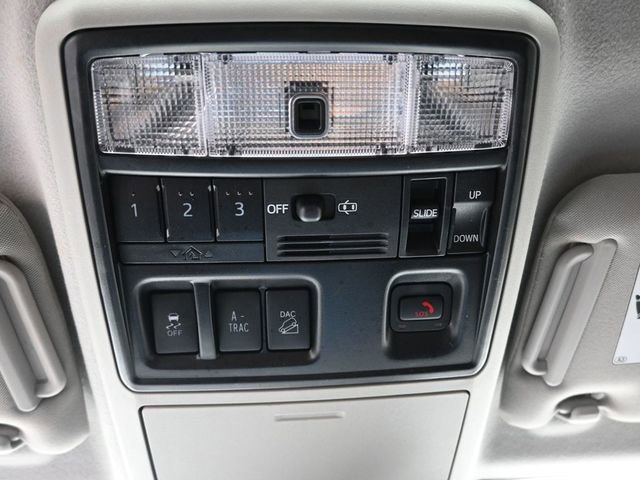 Certified 2023 Toyota 4Runner 40th Anniversary SE image 21