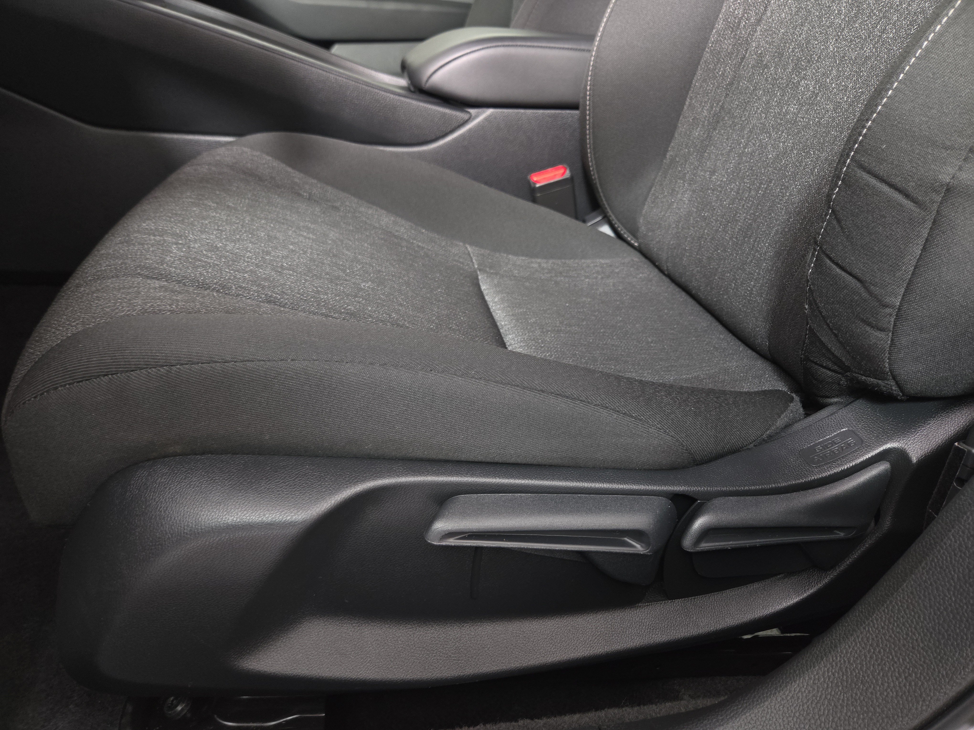 Used 2025 Honda Accord LX image 28
