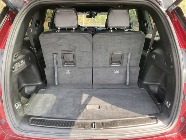 Used 2025 Jeep Grand Cherokee L Limited w/ Black Appearance Package AWD/4WD image 29