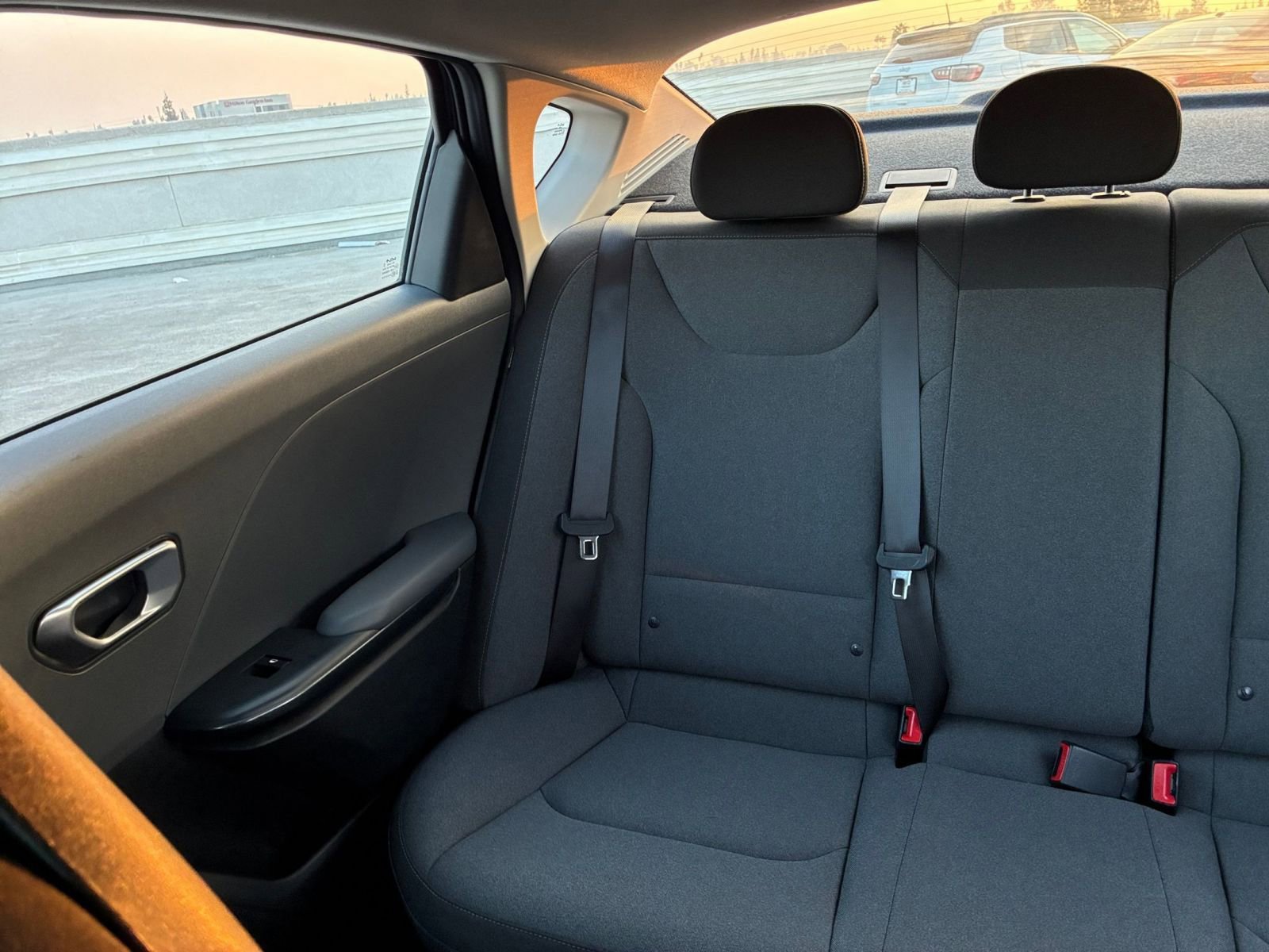 Used 2025 Kia K4 LXS image 38