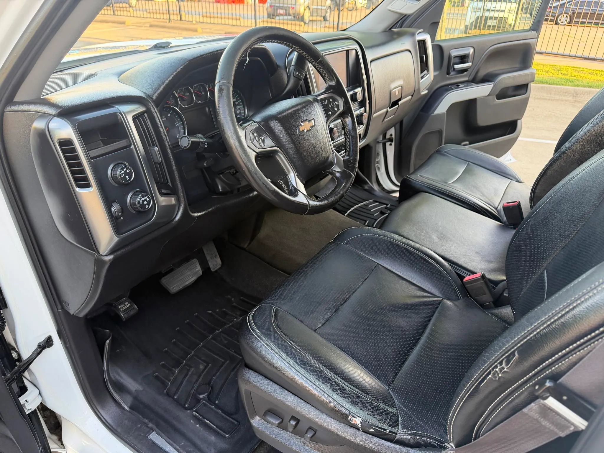Used 2015 Chevrolet Silverado 1500 LT w/ All Star Edition AWD/4WD image 19