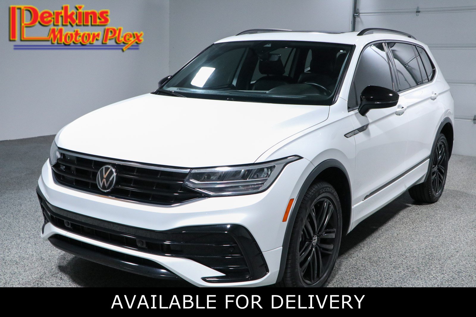 Used 2022 Volkswagen Tiguan SE R-Line