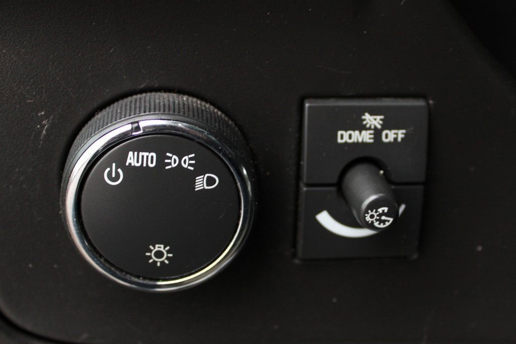 Used 2020 Chevrolet Express 3500 w/ Driver Convenience Package image 19