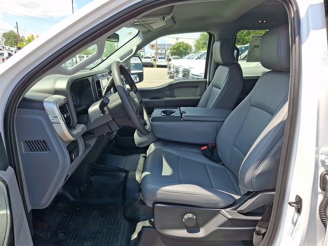 New 2026 Ford F250 XL w/ XL Driver Assist Package RWD image 7