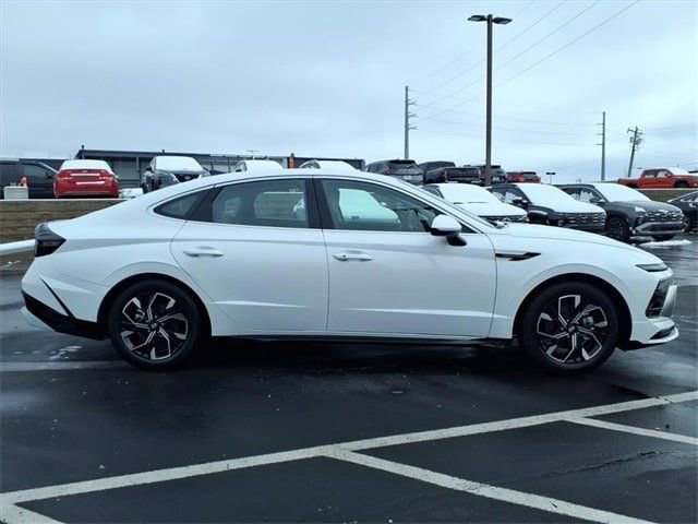 Used 2025 Hyundai Sonata SEL image 7