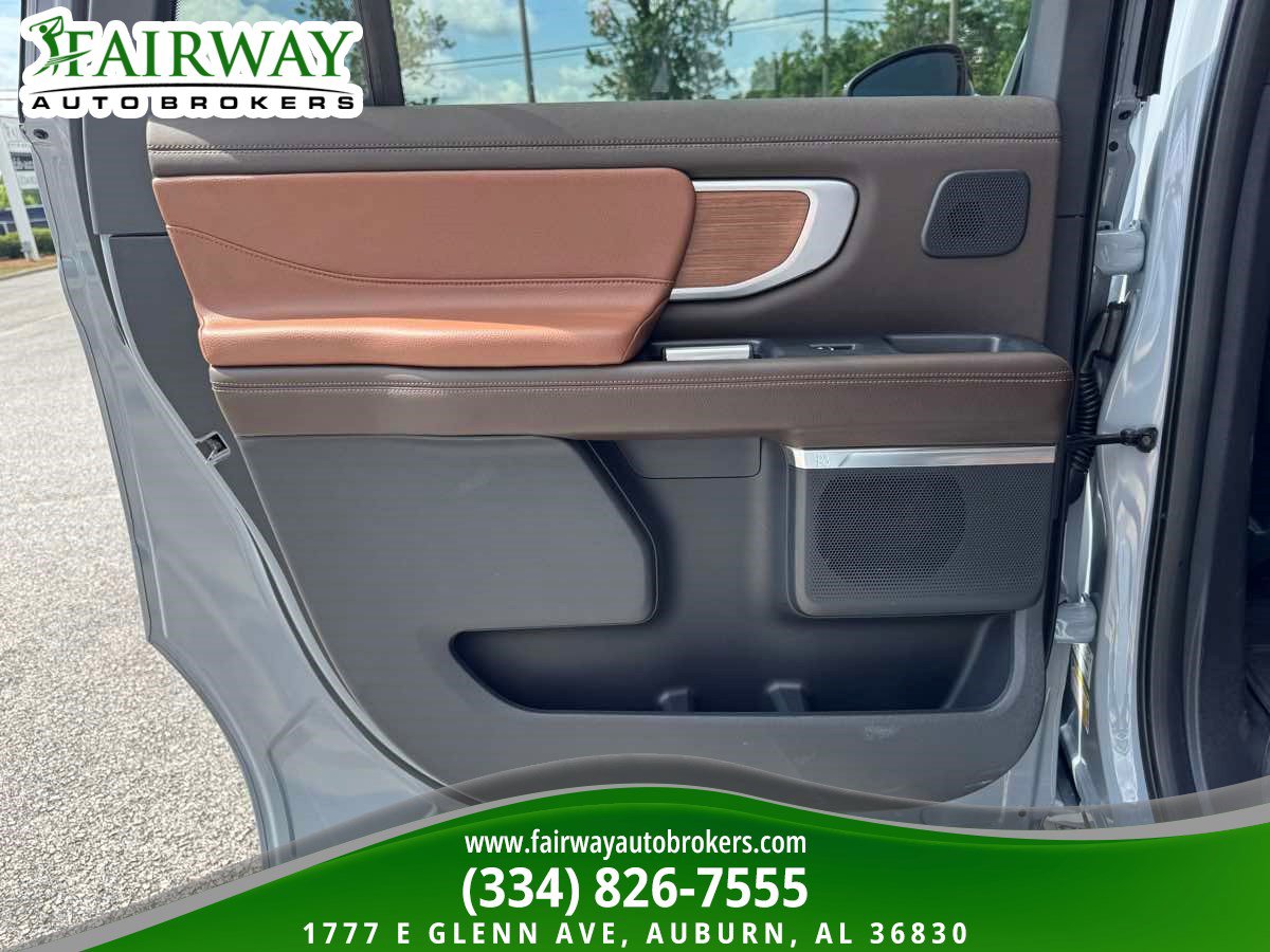 Used 2025 Ford Expedition Max King Ranch AWD/4WD image 33