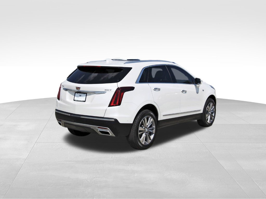 Certified 2026 Cadillac XT5 Premium Luxury w/ Driver Assist Package FWD image 4