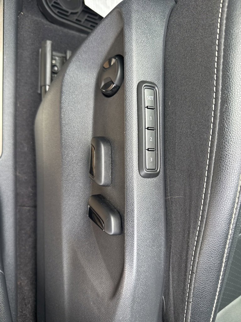 Used 2022 Volkswagen Atlas SEL image 30