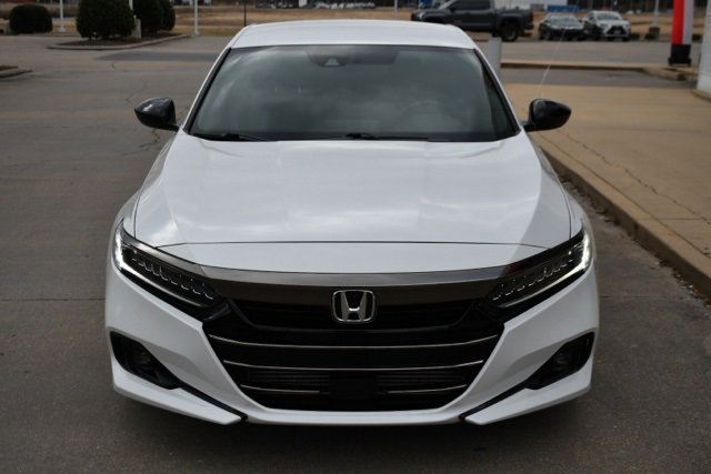 Used 2021 Honda Accord Sport image 8