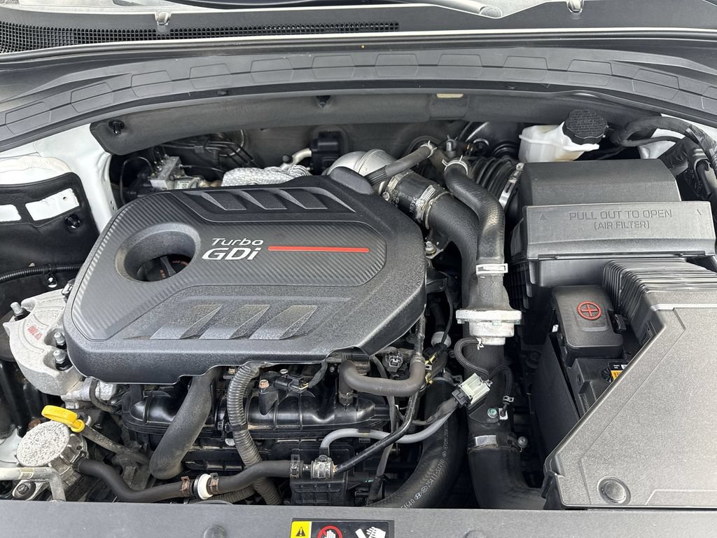 Used 2020 Hyundai Santa Fe Limited AWD/4WD image 17