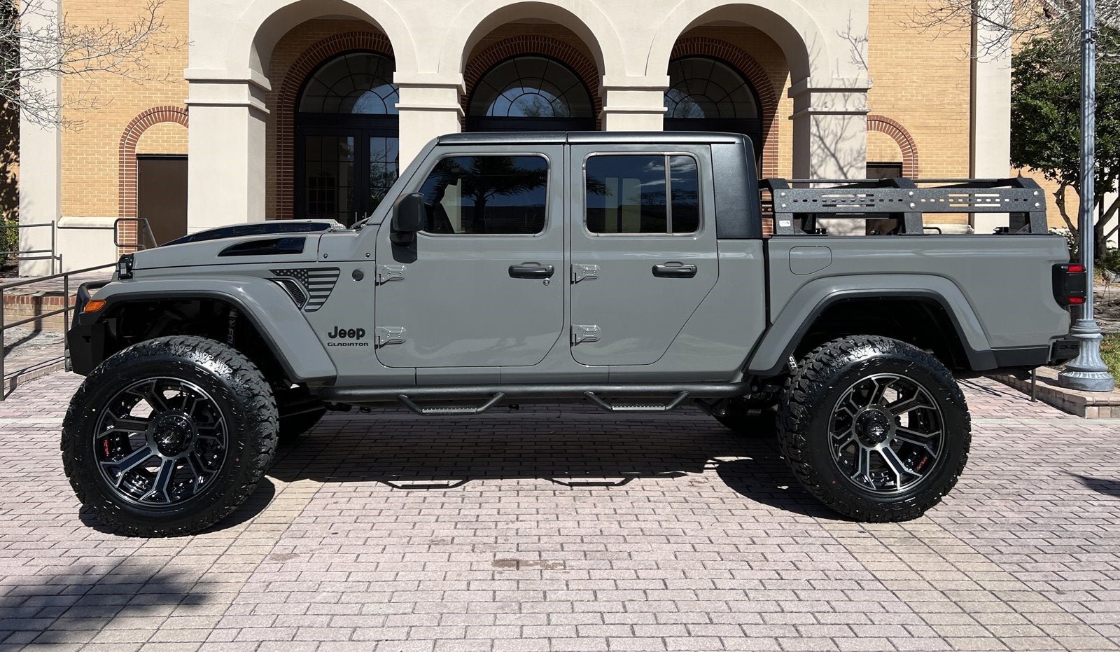 Used 2021 Jeep Gladiator Overland w/ Popular Equipment Package AWD/4WD image 5