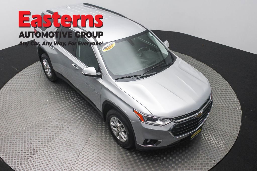 Used 2020 Chevrolet Traverse LT FWD image 3