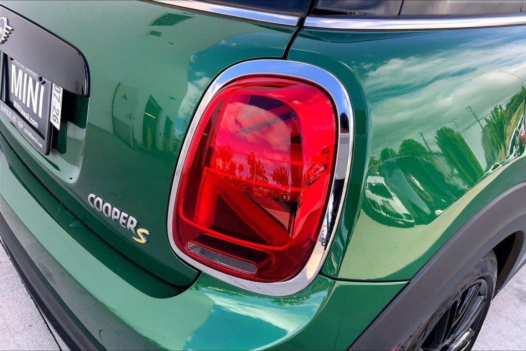 Used 2024 MINI Cooper SE FWD image 29