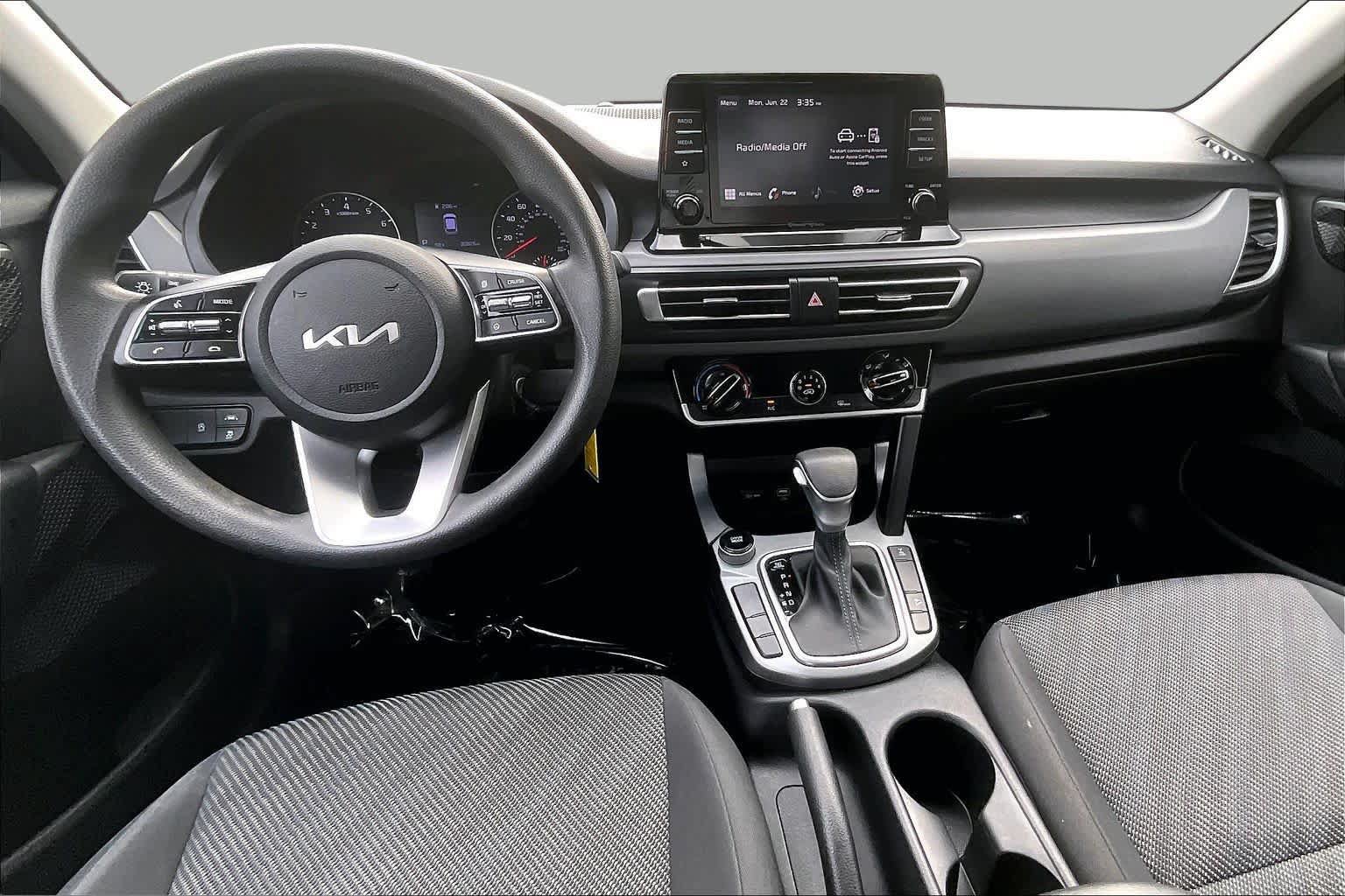 Used 2023 Kia Seltos LX AWD/4WD image 15
