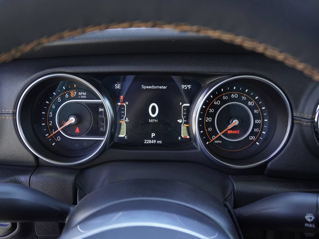 Certified 2023 Jeep Gladiator Overland AWD/4WD image 14
