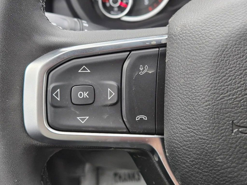 New 2026 RAM 3500 Big Horn AWD/4WD image 15