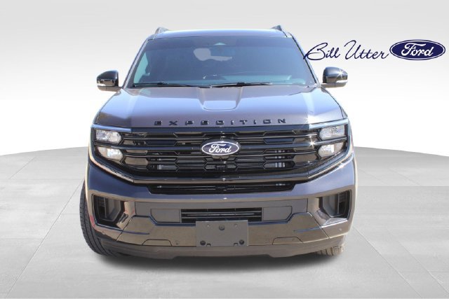 Used 2027 Ford Expedition Platinum w/ Stealth Appearance Package AWD/4WD image 2